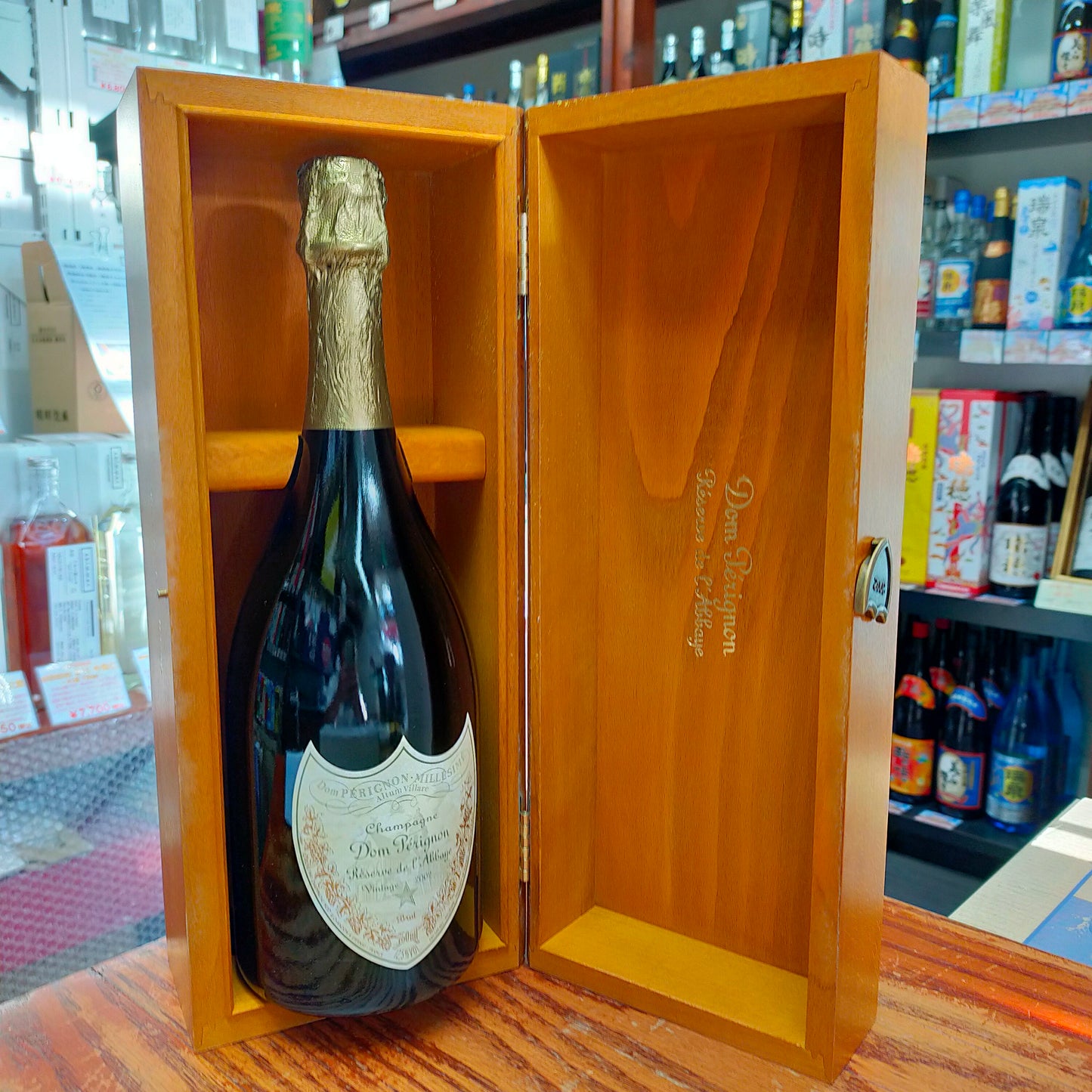 ドンペリニヨン レゼルヴ ドゥラベイ 12度 750ml