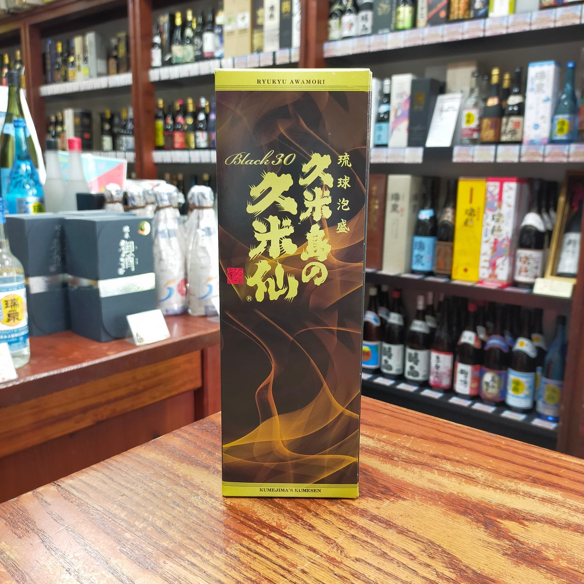 久米島の久米仙 ブラック 30度 720ml
