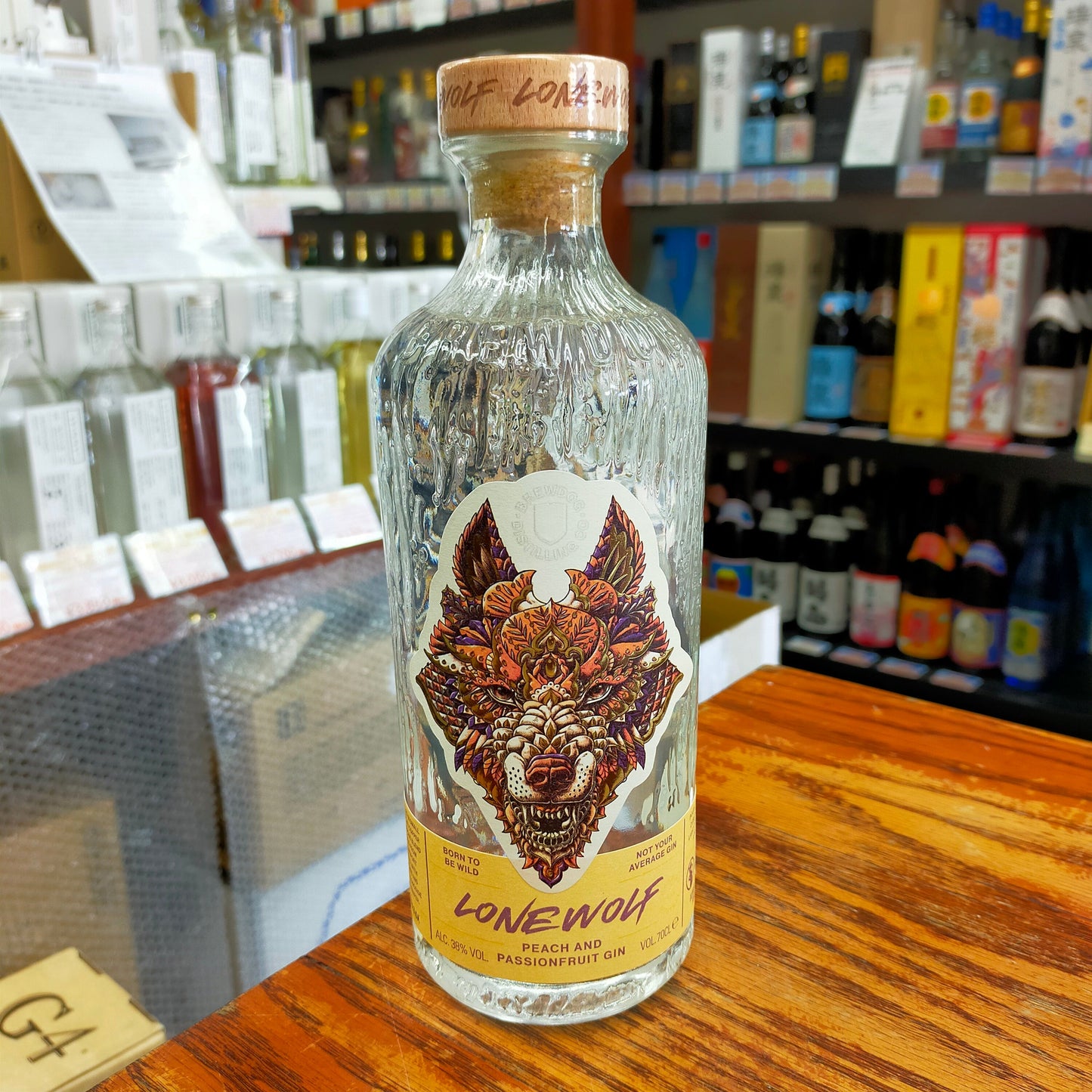 ローンウルフ ピーチ&パッションフルーツジン 38度 700ml