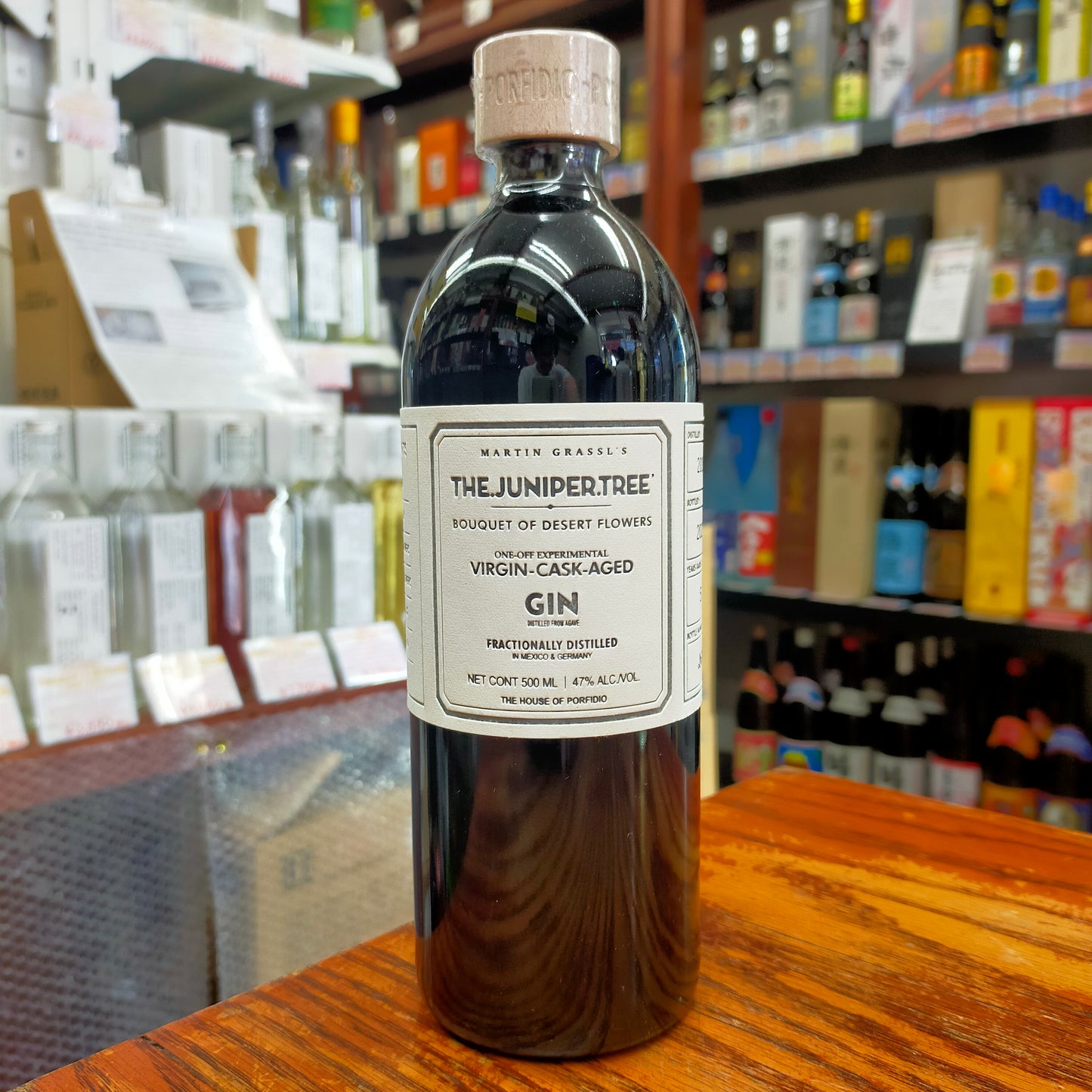 ポルフィディオ ジュニパーツリージン 47度 500ml