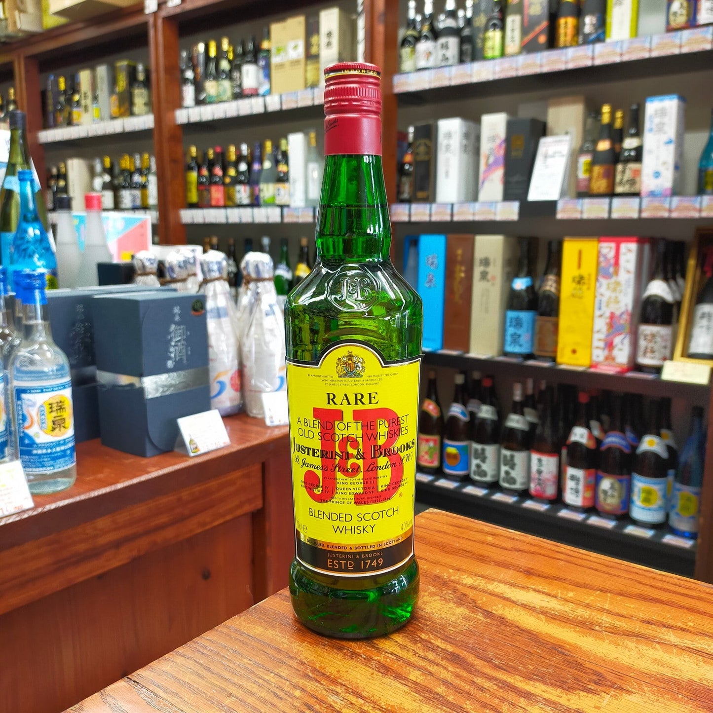 J&Bレア 40度 700ml