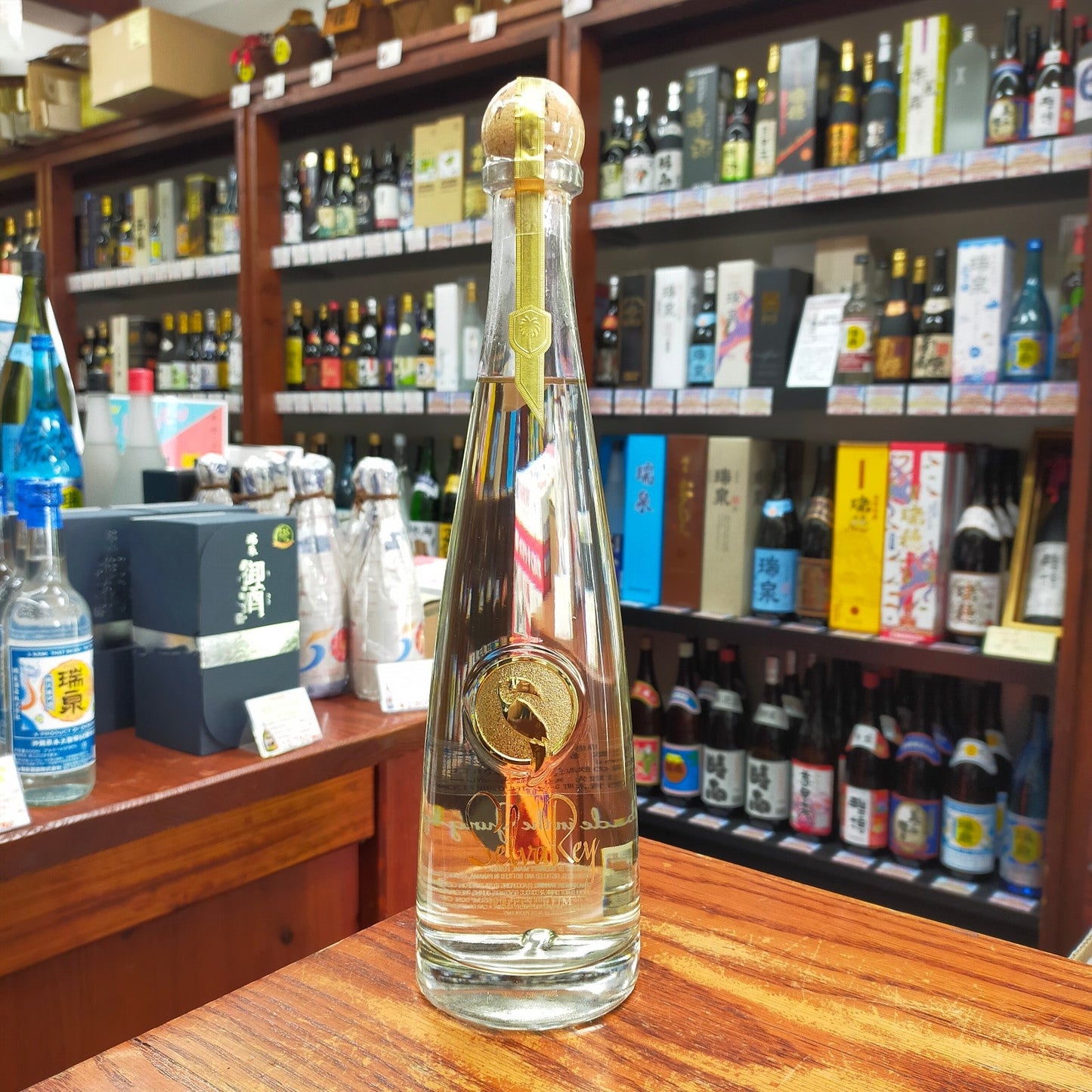 セルバレイ ホワイトラム 40度 750ml