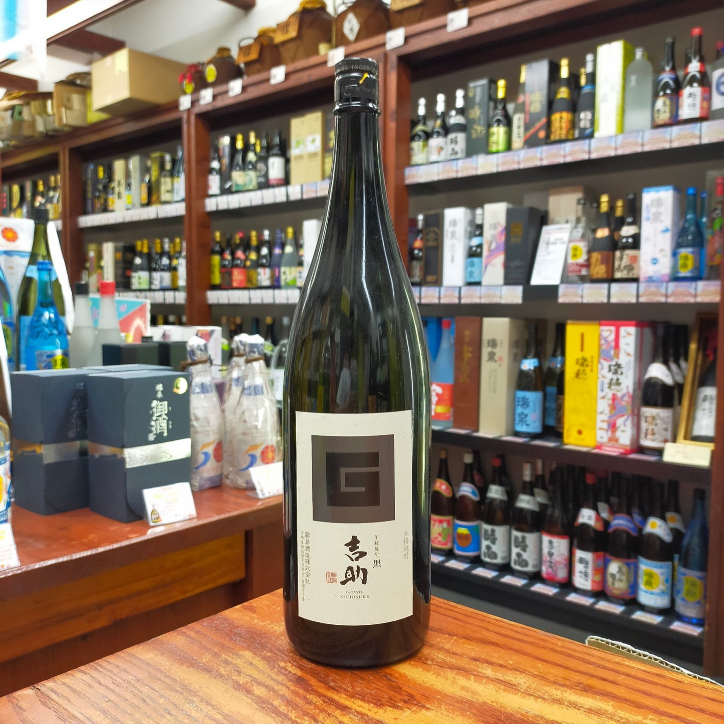 芋麹焼酎 吉助 黒 25度 1800ml