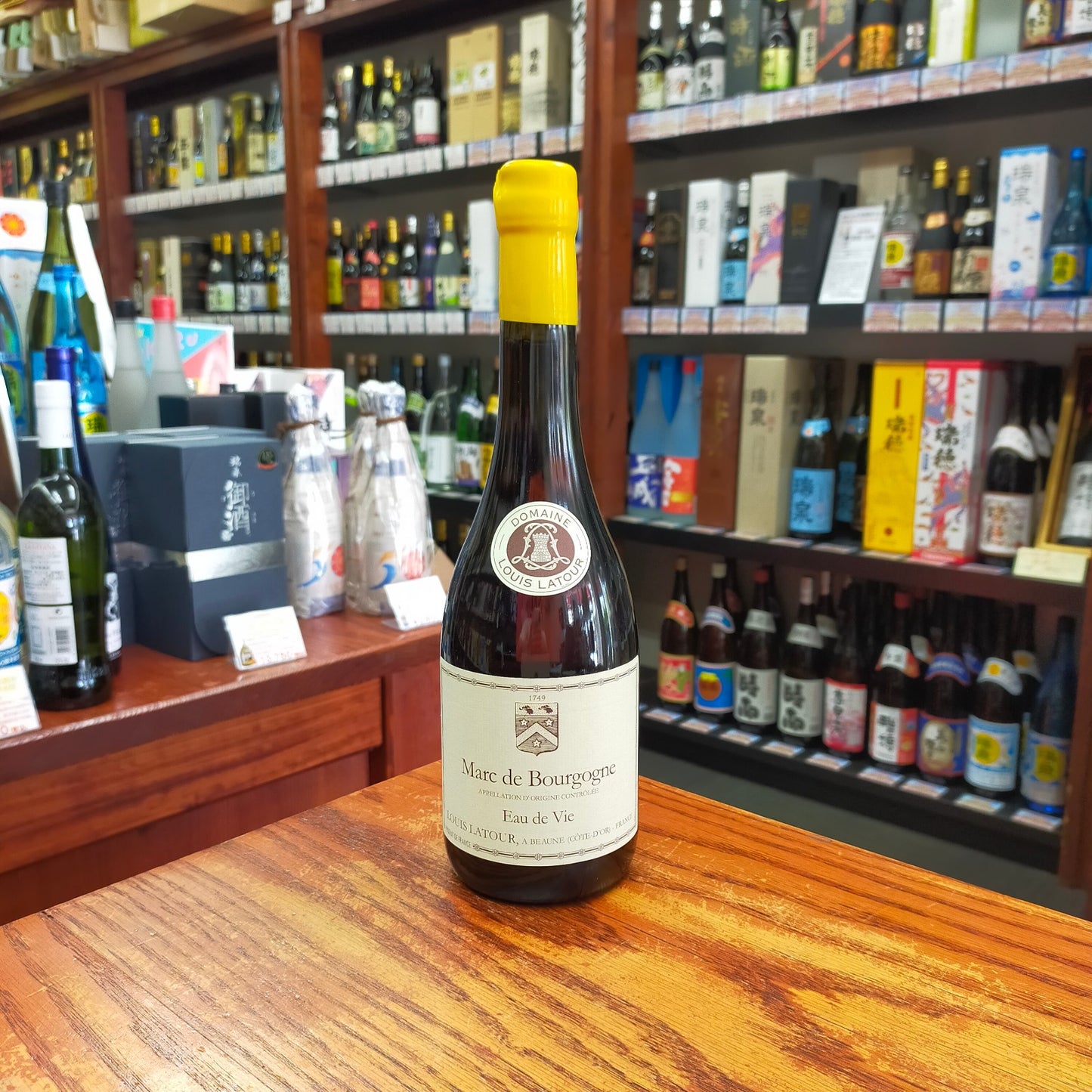 ルイ・ラトゥール マール ド ブルゴーニュ41度 700ml