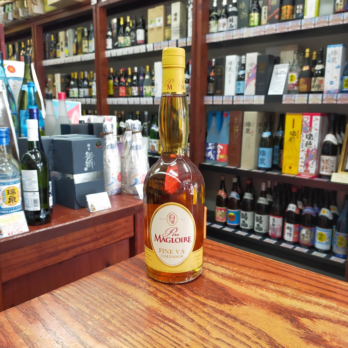 ペール・マグロワール フィーヌ 40度 700ml