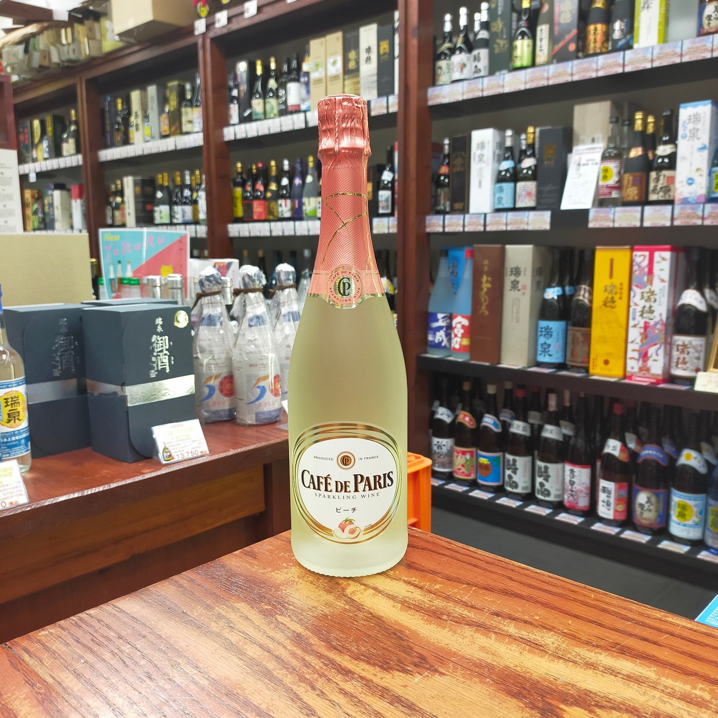 カフェド・パリ Bフルーツ・ピーチ 7度 750ml