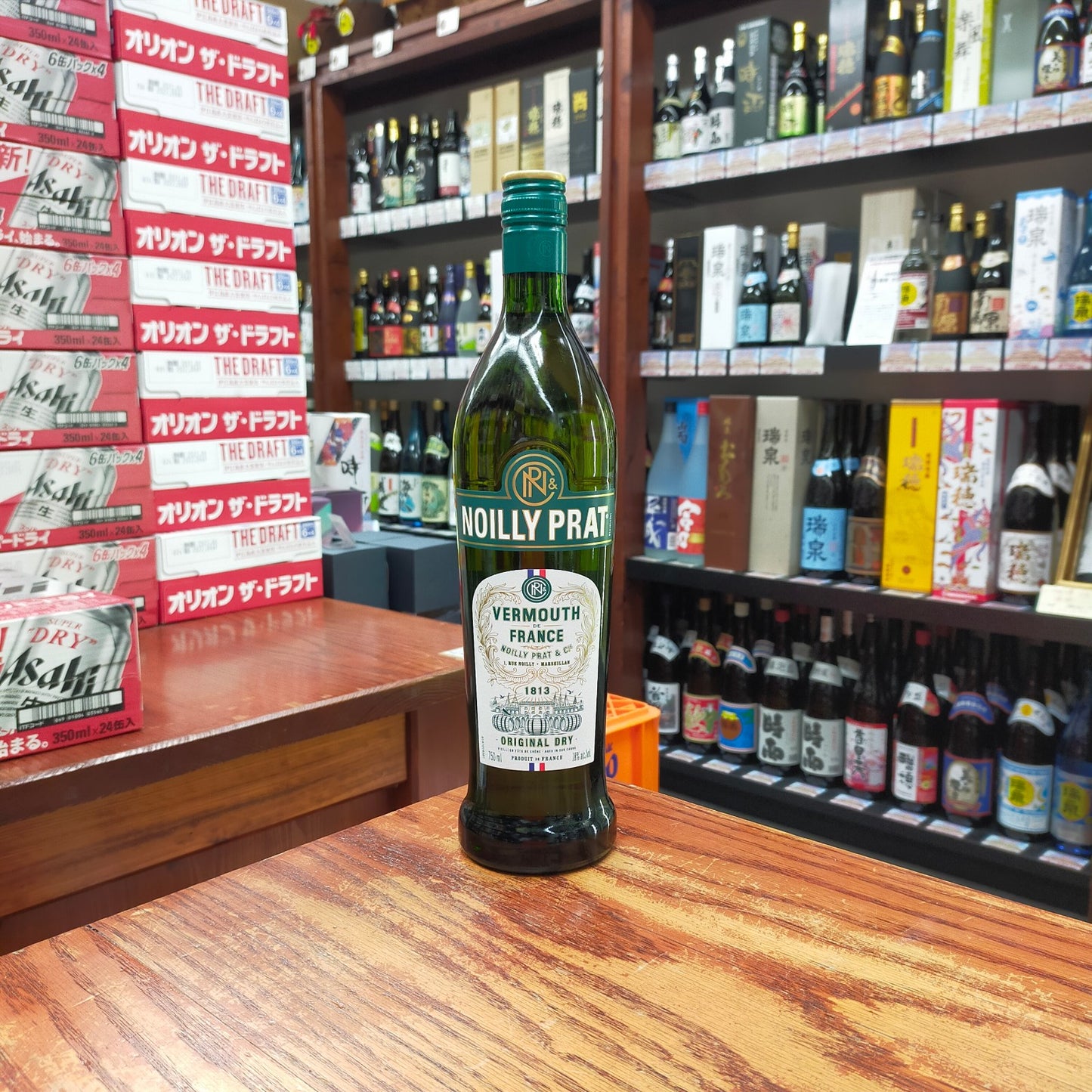 ノイリー プラット ドライ 18度 750ml