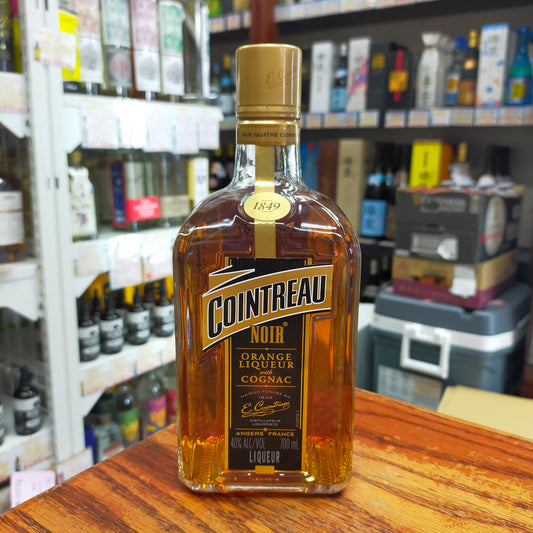 コアントロー ノワール 40度 700ml
