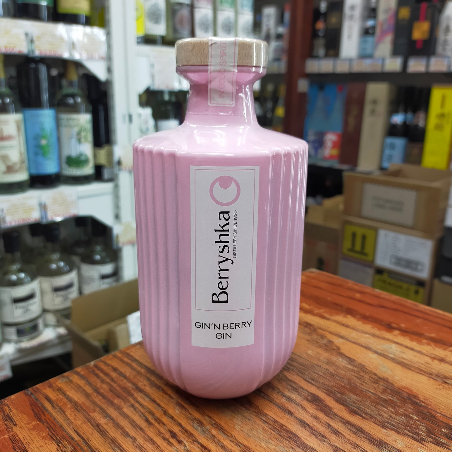 ベリーシュカ ジン エン ベリー 40度 700ml