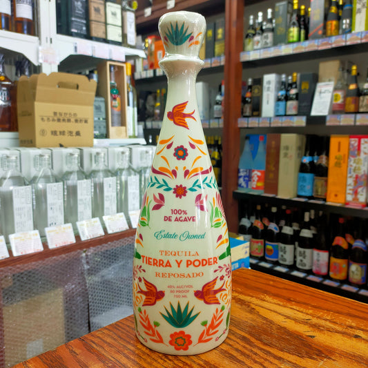 ティエラ イ ポデール テキーラ レポサド 40度 750ml