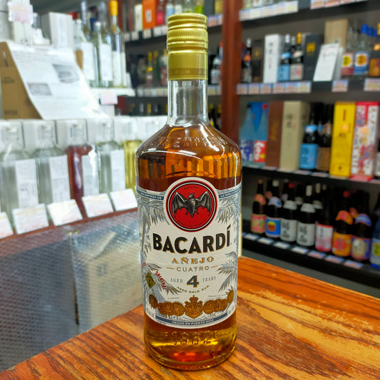 バカルディ クワトロ 40度 750ml
