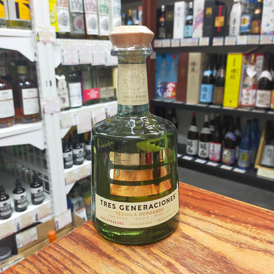 トレス ジェネレーション レポサド 40度 750ml