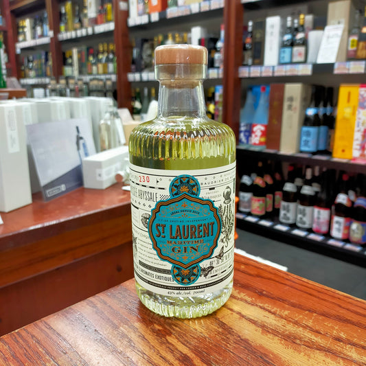 サンローラン ジン 43度 700ml