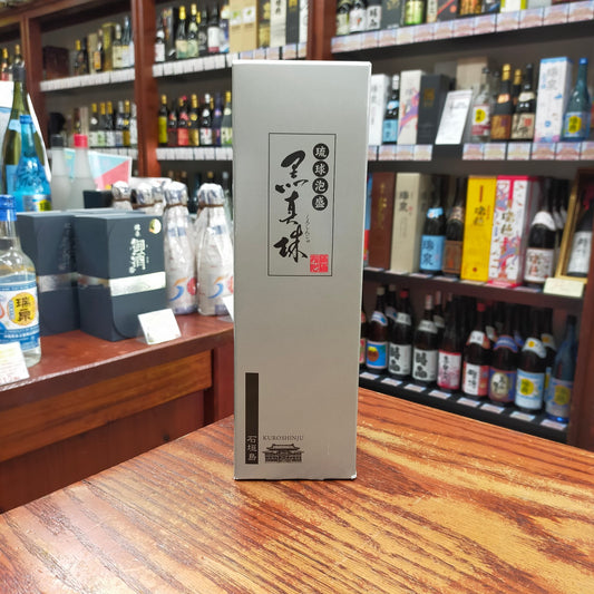 黒真珠 43度 720ml