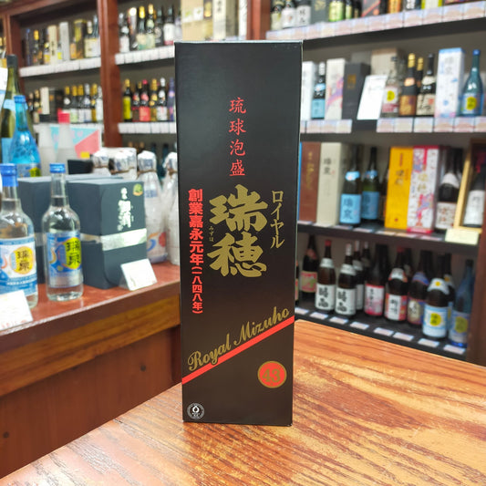 ロイヤル瑞穂 43度 720ml