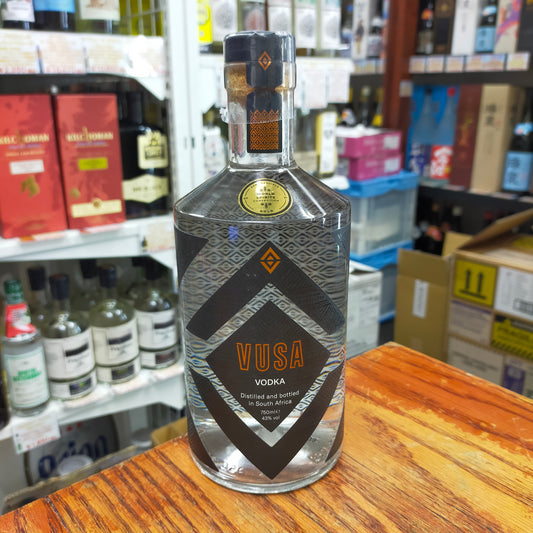 ヴーサ ウォッカ 43度 750ml