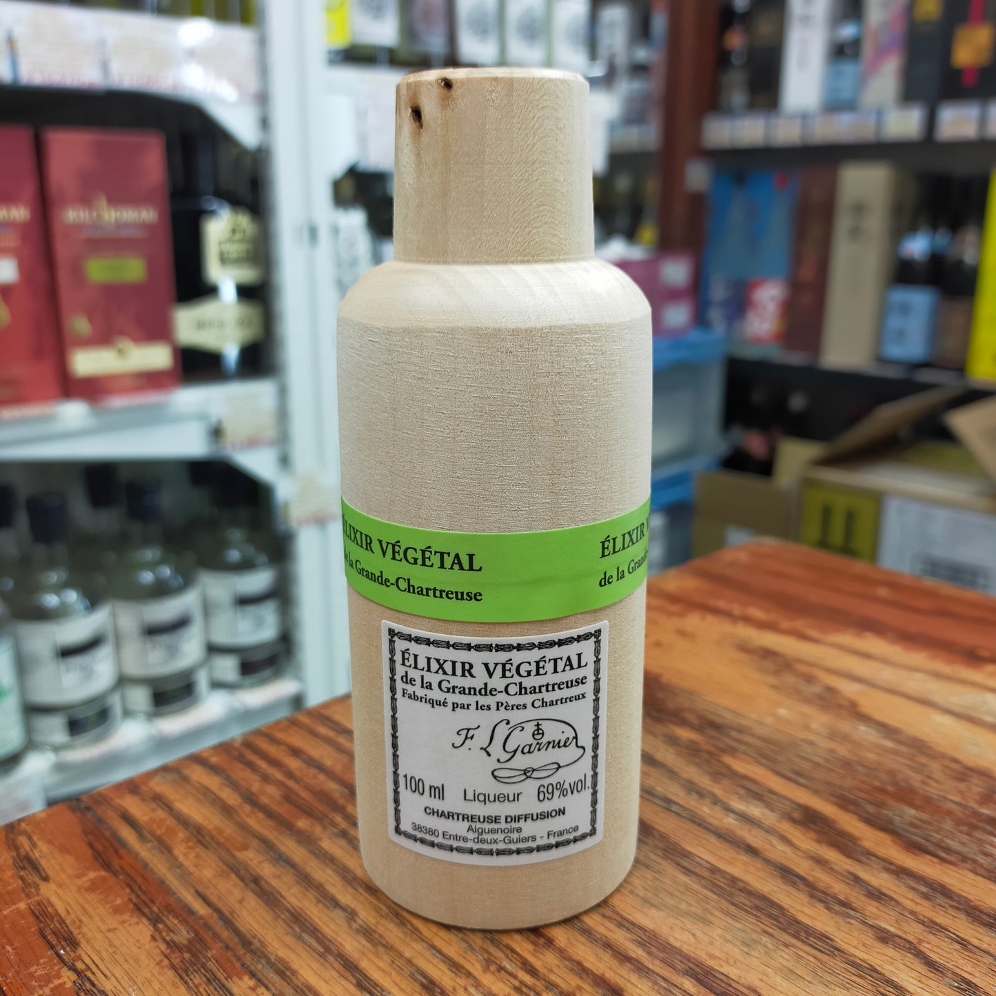 シャルトリューズ エルキシル ヴェジタル 69度 100ml