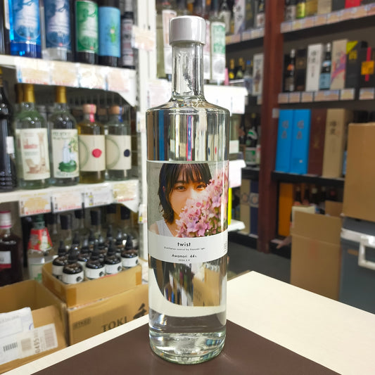 twist ツイスト 44度 700ml
